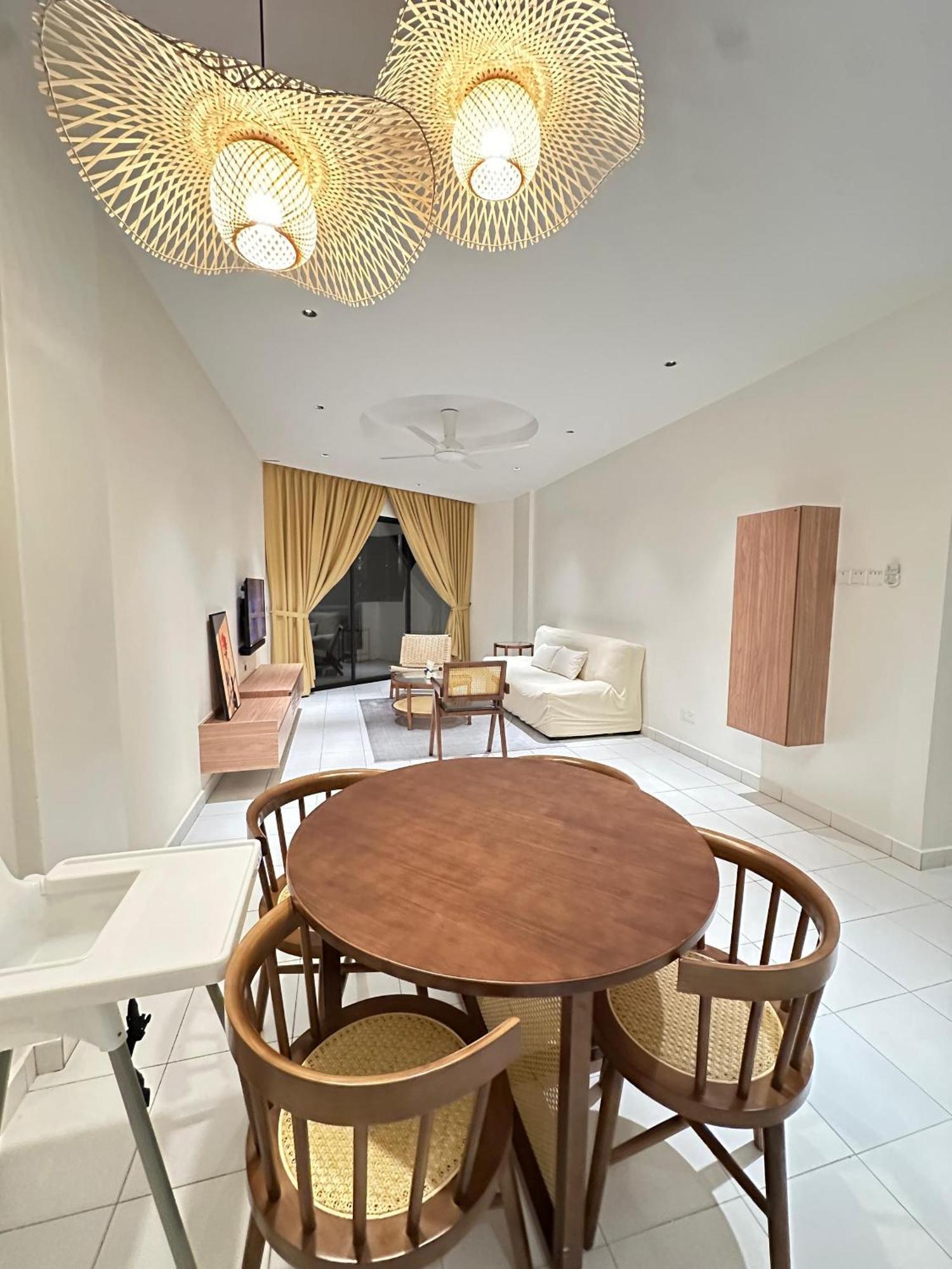 Newly Renovated Comfy Beachfront View At Seri Bulan Port Dickson Exteriér fotografie