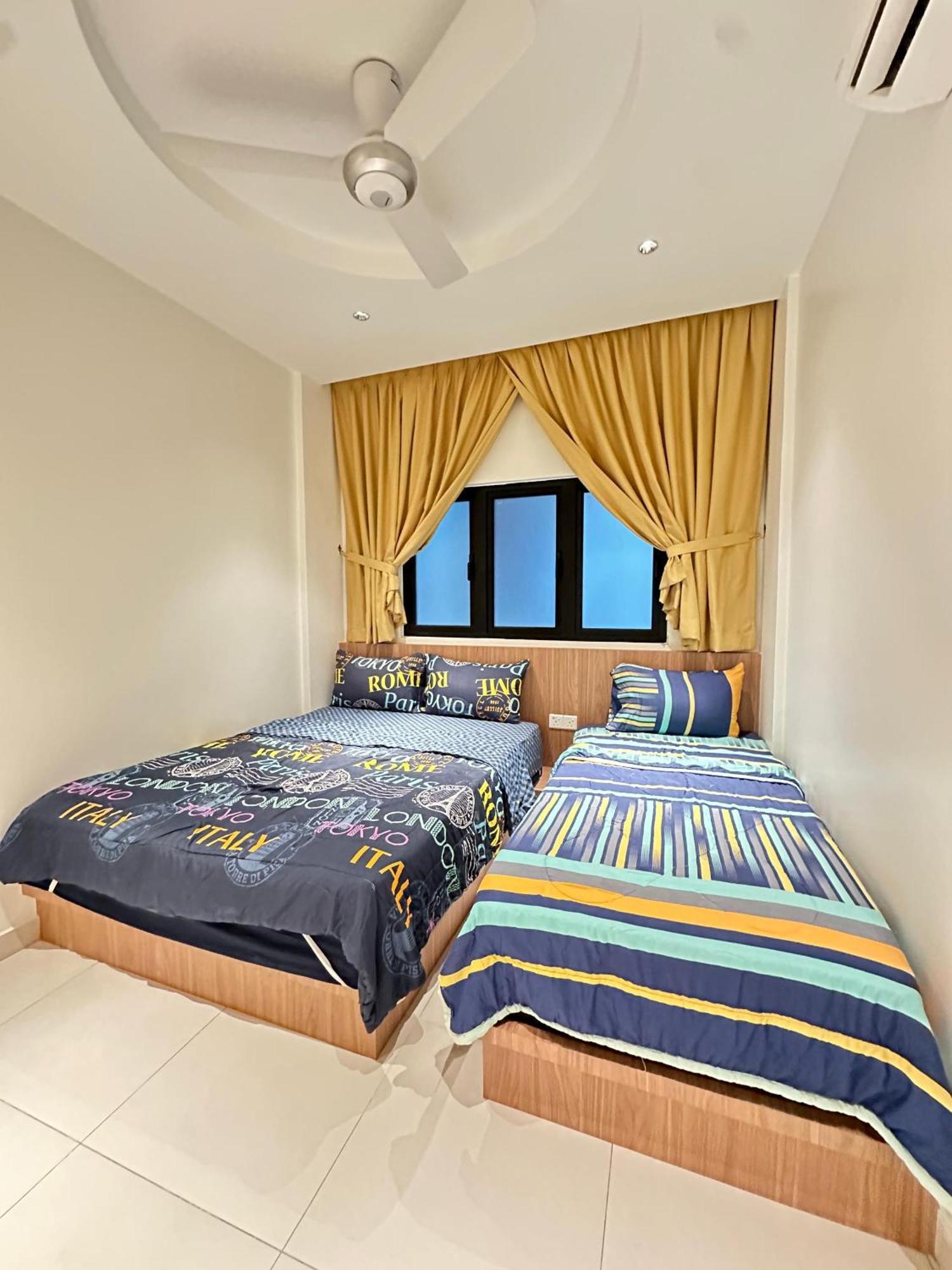 Newly Renovated Comfy Beachfront View At Seri Bulan Port Dickson Exteriér fotografie