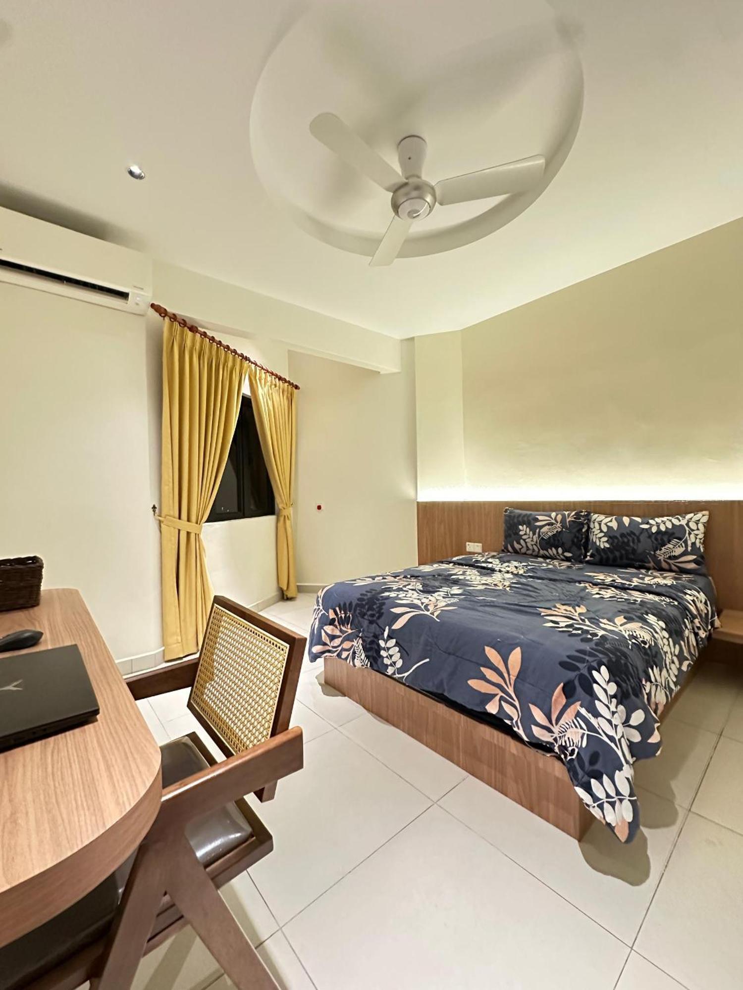 Newly Renovated Comfy Beachfront View At Seri Bulan Port Dickson Exteriér fotografie